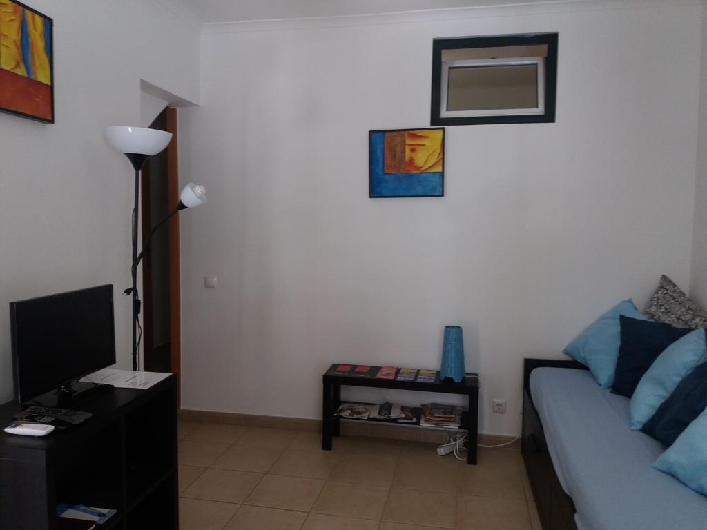 Your Home Sao Bento Apartment 141 Lisbon